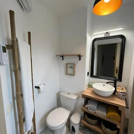 Maison A 5 Mn A Pied De La *