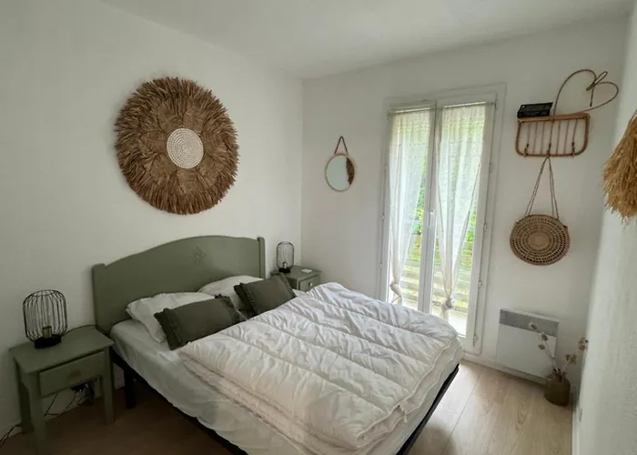 Maison A 5 Mn A Pied De La